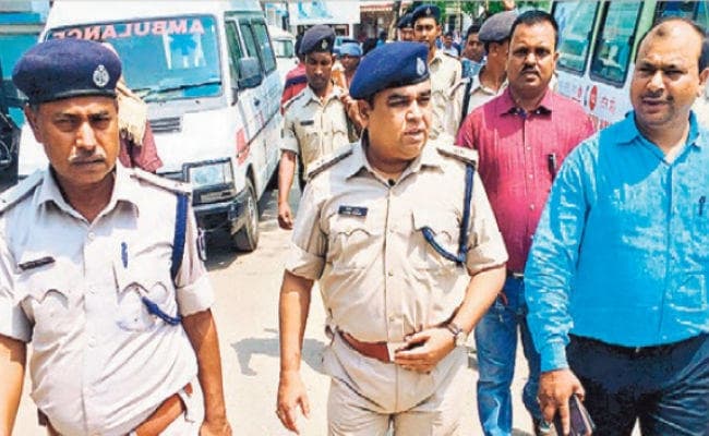 बिहार : उम्रकैद का सजायाफ्ता कैदी अस्पताल से हुआ फरार, हवलदार व तीन जवान निलंबित