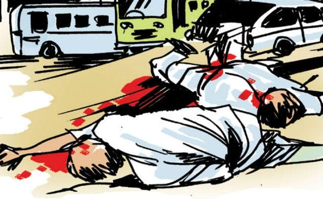 जामताड़ा : सड़क दुर्घटना में तीन की मौत, 12 घायल