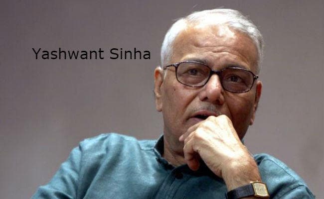 मोदी सरकार पर  ''बागी'' यशवंत सिन्‍हा ने फिर किया हमला, जानें भाजपा सांसदों को क्या सलाह दी