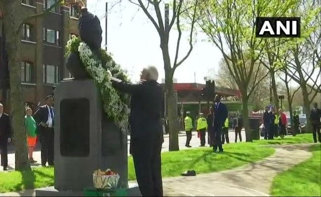 लंदन में लिंगायत दार्शनिक बसवेश्वर को नरेंद्र मोदी ने दी श्रद्धांजलि