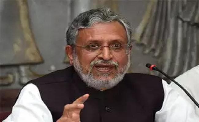 बिहार में नकदी की स्थिति सामान्य, आम लोग आतंकित नहीं हो : सुशील मोदी