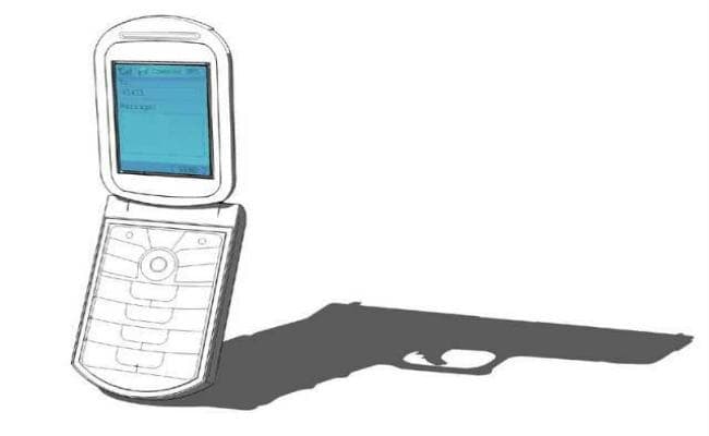 फोन कर मांगे दो लाख, हर महीने दस हजार भी मांगे