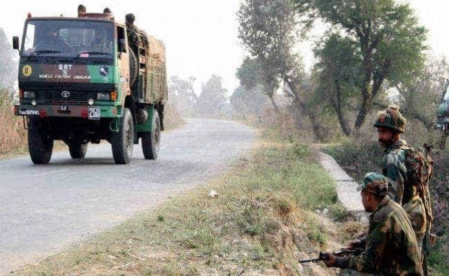 पठानकोट में घुसे संदिग्‍धों के फिदायीन होने का शक, सुरक्षा के कड़े इंतजाम