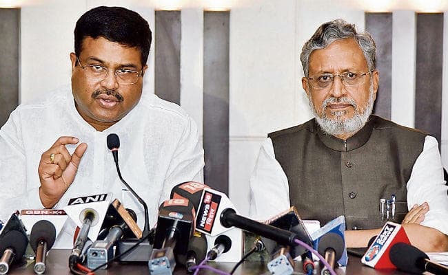 बिहार : केंद्रीय राज्य मंत्री धर्मेंद्र प्रधान बोले दलित व अनुसूचित जाति के परिवारों को भी मिलेगा उज्ज्वला योजना का लाभ