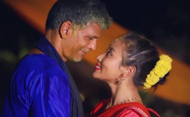 मुंबईकर मिलिंद सोमन का दिल जीतने वाली असमिया बाला अंकिता कंवर का पूरा बायोडाटा