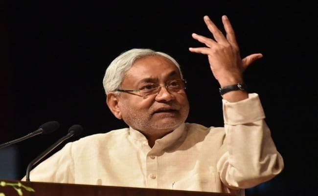 वीर कुंवर सिंह की जीवनी स्कूल के पाठ्यक्रमों में शामिल होनी चाहिए : नीतीश