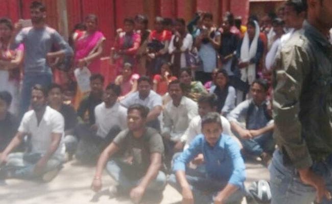 IN PICS : 5 मई के बाद होगा RU में ऑनर्स पार्ट थ्री की परीक्षा की तारीखों का एलान