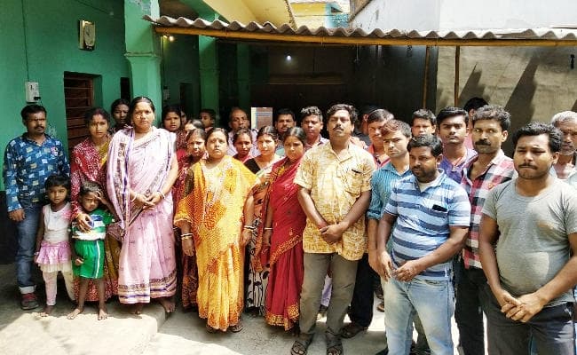 आतंक : तृणमूल और पुलिस से डरकर भागे भाजपा के 70 उम्मीदवार, पाकुड़ में ली शरण