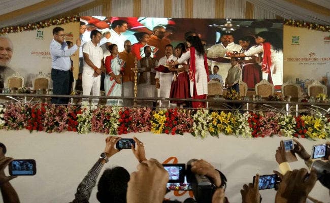 मोमेंटम झारखंड : कुमैठा मेगा स्पोर्टस कॉम्पलेक्स में फोर्थ ग्राउंड ब्रेकिंग सेरेमनी