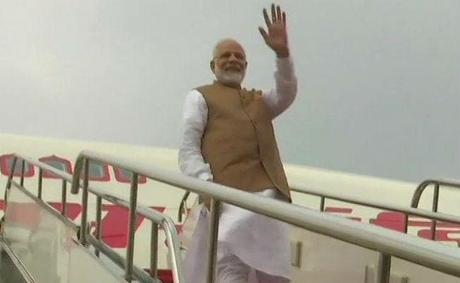 शी के साथ अनौपचारिक शिखर वार्ता के बाद मोदी भारत के लिए रवाना