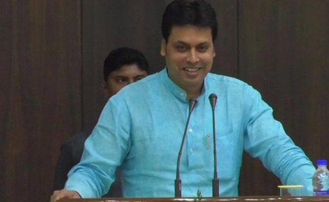 UPSC टाॅपर पर त्रिपुरा के CM ने उठाये सवाल, कहा-एमई Background वाले सिविल सेवाओं में न आयें