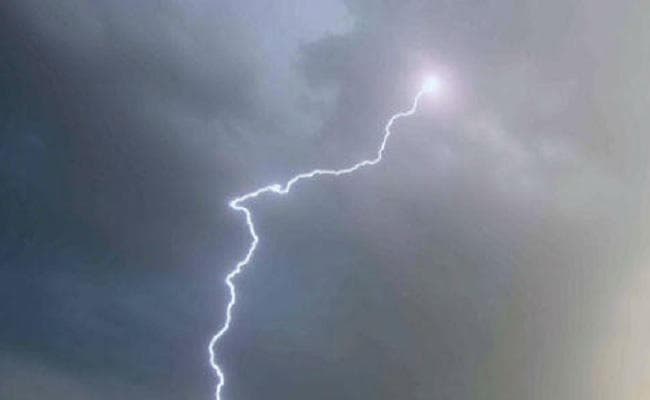 बिहार में वज्रपात से नौ की मौत, 5 लोग घायल