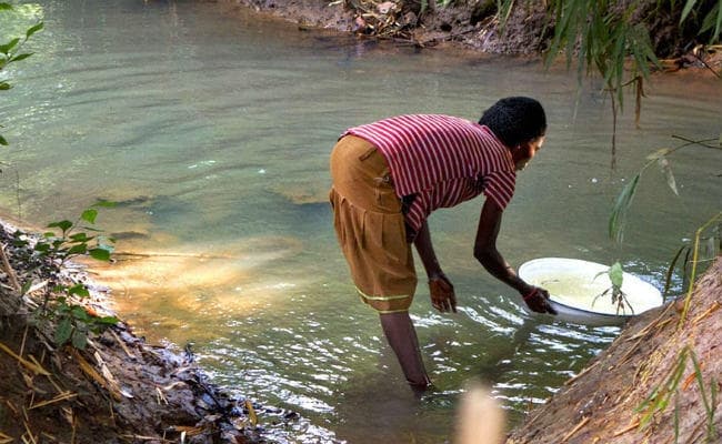 लगभग एक तिहाई आबादी दूषित जल पीने को मजबूर, राजस्थान और बंगाल सर्वाधिक प्रभावित