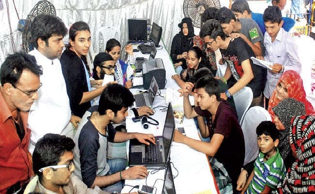 अब से कुछ देर में जारी होगा CBSE JEE Mains का रिजल्ट, देखने के लिए क्लिक करें