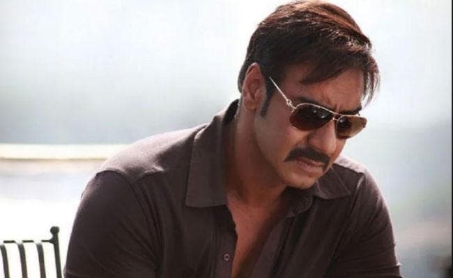 अजय देवगन को इस बीमारी ने जकड़ा, कॉफी कप उठाने में भी हो रही दिक्‍कत...!