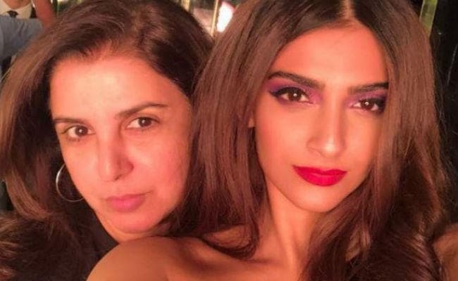 सोनम कपूर के संगीत की रिहर्सल पर ब्रेक, फराह खान का पैर फ्रैक्‍चर