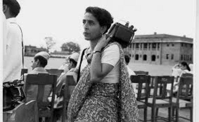मीडिया में महिला फोटोग्राफर जिन्होंने पुरुषों के वर्चस्व वाले क्षेत्र में बनायी जगह