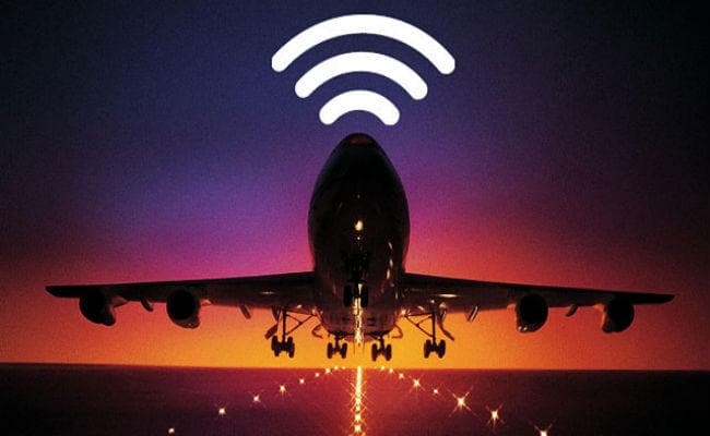 Flight में इंटरनेट : जानें कैसे काम करता है Inflight Wi-Fi
