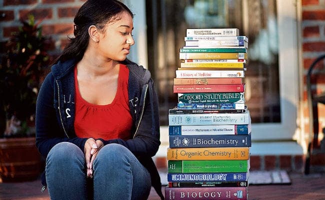 नीट 2018 : भरपूर आत्मविश्वास के साथ अपनी तैयारी को ऐसे दें अंजाम, जानें निगेटिव मार्किंग से कैसे बचें?