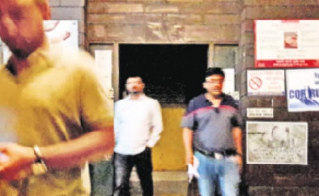 घूसकांड में इसीएल का लिपिक गिरफ्तार