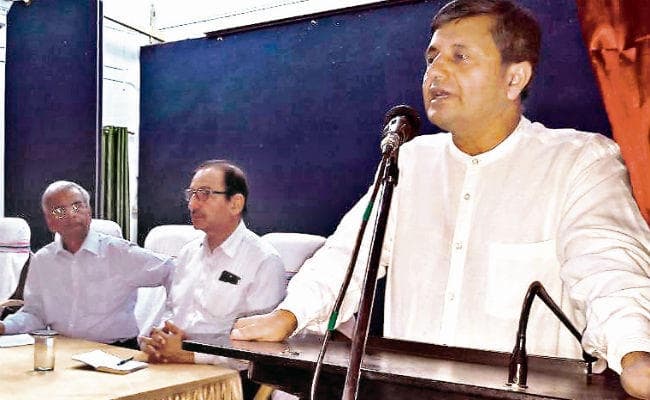 बीएयू: शिक्षकेतर कर्मचारी आज से हड़ताल पर, जानें क्‍या हैं इनकी मांगें