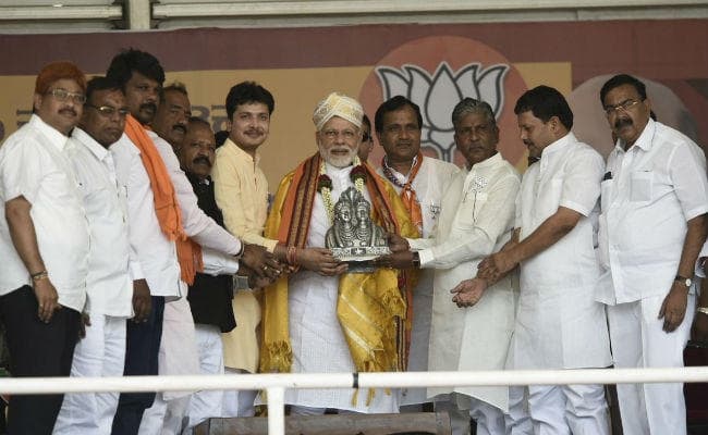 कर्नाटक का चुनावी महासमर: उत्तर भारत की तर्ज पर लड़ा जा रहा चुनाव