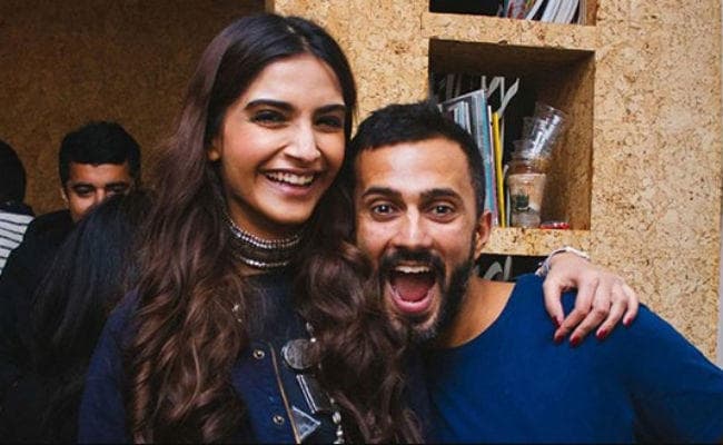 सोनम कपूर के होनेवाले दूल्‍हे का ड्रेस डिजायन करेंगे राघवेंद्र राठौर