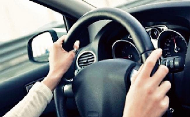 सड़क दुर्घटनाओं को कम करने के लिए बिहार के इन जिलों में खोले जाएंगे 61 ड्राइविंग ट्रेनिंग स्कूल, निजी क्षेत्र के संस्थानों को मिलेगा अवसर...