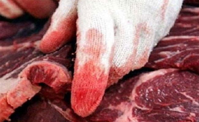 बंगाल : ग्रामीण हावड़ा से मिला 80 किलो सड़ा मांस, दो रेस्तरां को किया बंद