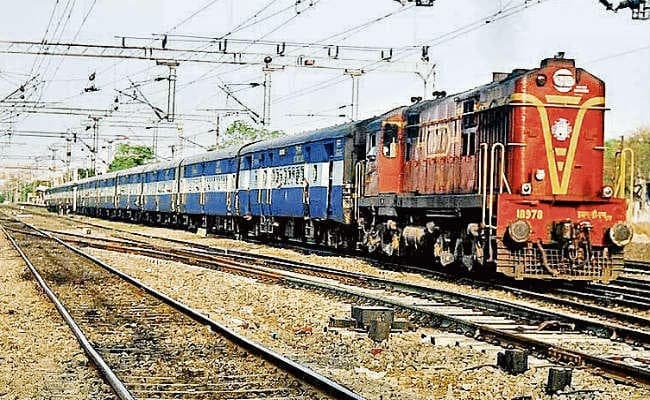 बिहार : गर्मी में यात्रियों को भीड़ से मिलेगी राहत, पूमरे ने चलायीं ये दर्जनों ट्रेनें