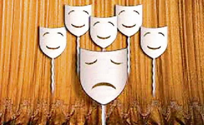 किस काम के हैं ये रंग अनुदान?