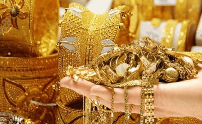 शादी सीजन में मांग बढ़ने से सोना-चांदी हुआ महंगा, जानें कीमतें...!