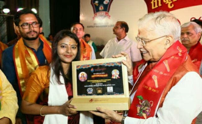 जदयू नेत्री सागरिका चौधरी को संस्कृति एवं सभ्यता संरक्षण सम्मान समारोह में किया गया सम्मानित