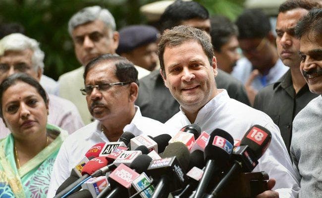 कर्नाटक चुनाव : राहुल ने मोदी के साथ ट्रंप पर भी साधा निशाना, कहा-दोनों प्रतिक्रियावादी नेता