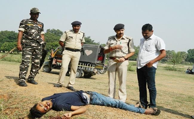 बिहार : लखीसराय में भाजपा नेत्री के पुत्र की गोली मारकर हत्या, घर के ठीक सामने दिया गया वारदात को अंजाम