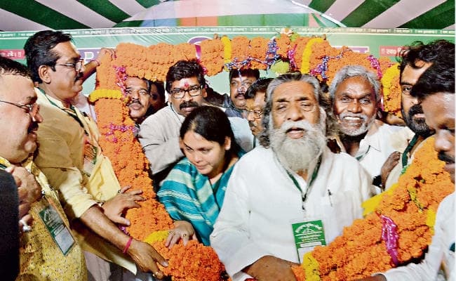 शिबू सोरेन फिर झामुमो के अध्यक्ष बने, हेमंत कार्यकारी अध्यक्ष