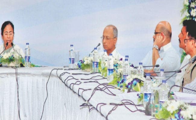 बंगाल : मरे पशुओं का मांस बेचने का मामला, उच्चस्तरीय समिति बनायी गयी, इधर 30 किलो सड़े मांस के साथ 1 गिरफ्तार