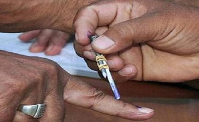 जोकिहाट विधानसभा उपचुनाव : जदयू, राजद उम्मीदवारों ने नामांकन दाखिल किया