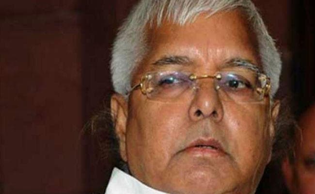 रांची : डॉक्टरों की टीम ने लालू को यात्रा के लिए बताया फिट, इंसुलिन का डोज बढ़ाने पर शुगर लेवेल सामान्य