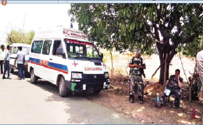 पुलिस नक्‍सली मुठभेड़ :  दो नक्सली गिरफ्तार, कोबरा जवान घायल