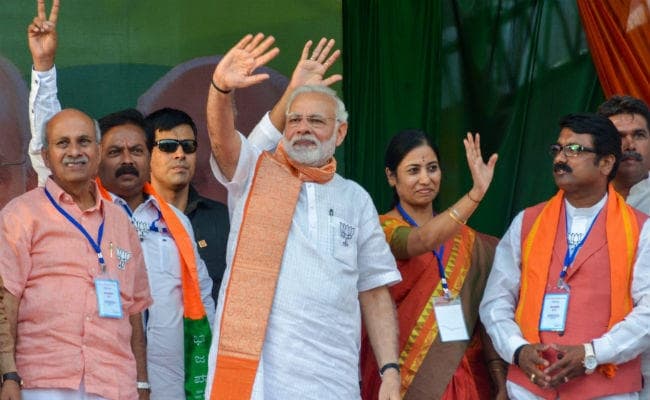 आज थम गया कर्नाटक चुनाव प्रचार, भाजपा-कांग्रेस के बीच आरोप-प्रत्यारोप का दौर