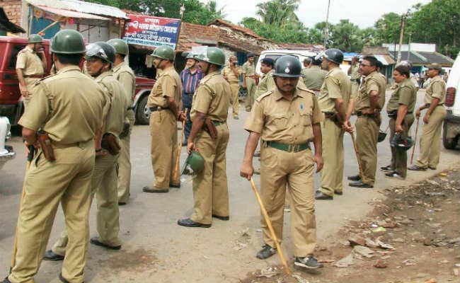 हथियार कांड : गिरफ्तार आरोपियों के घर एसटीएफ ने की छापेमारी
