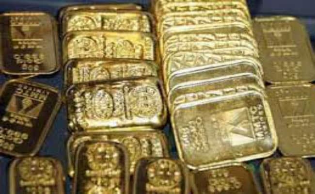 दुबई से ट्रॉली बैग में छुपा कर लाया 18.56 लाख का सोना जब्त