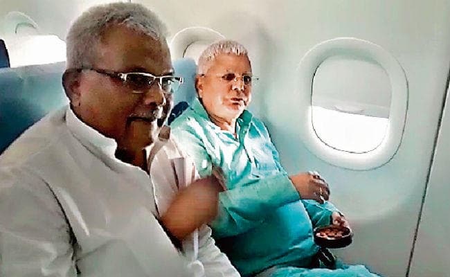 सिर्फ बेटे की शादी में शरीक होंगे लालू प्रसाद, कई शर्तों के साथ मिली है तीन दिन की पेरोल