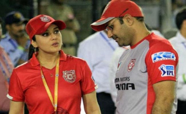 IPL 2018 : प्रीति जिंटा और वीरेंद्र सहवाग के बीच कहासुनी पर किंग्स इलेवन पंजाब ने दी सफाई