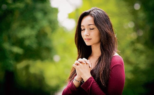 आध्यात्मिक ज्ञान से ही पहुंच सकते हैं लक्ष्य तक, जानें कैसे