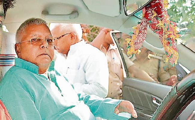 झारखंड : चारा घोटाले के तीन मामलों में लालू प्रसाद को मिली डेढ़ माह की औपबंधिक जमानत