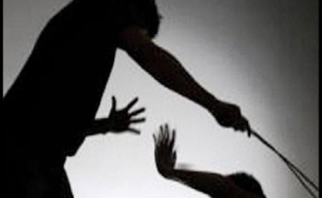 यूपी पुलिस पर बुजुर्ग की पीट-पीटकर हत्या करने का आरोप