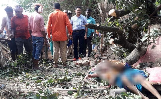 आंधी-पानी से बिहार में चार लोगों की मौत, फसलों की हुई भारी क्षति, CM नीतीश ने जतायी संवेदना आंधी-पानी से बिहार में चार लोगों की मौत, फसलों की हुई भारी क्षति, CM नीतीश ने जतायी संवेदना