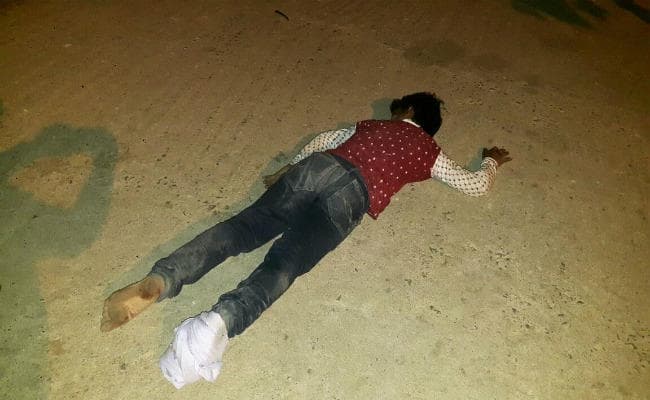 कोडरमा : रजरप्पा से बिहारशरीफ जा रही बस पलटी, एक की मौत, 50 घायल